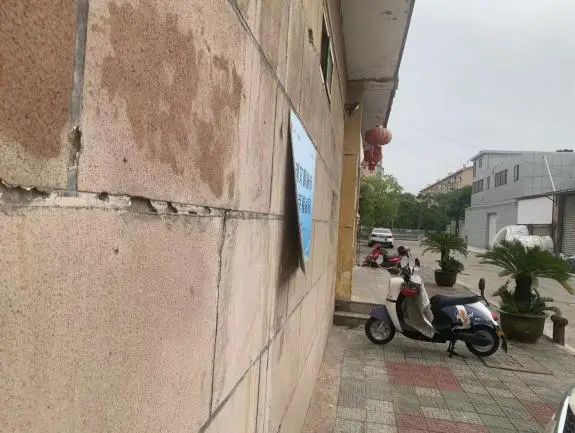085806jzrat9hx49qumtqz.jpeg