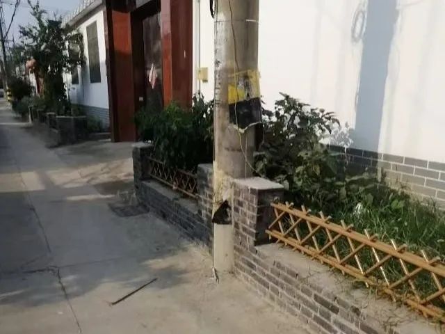 084433tj00830oxp33ga10.jpeg